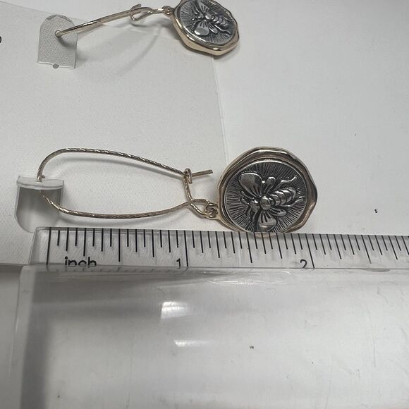 St. Thomas Butterfly Reversible Rhinestone Earrings Gold & Silver Tone Hoop Gift - Picture 6 of 6